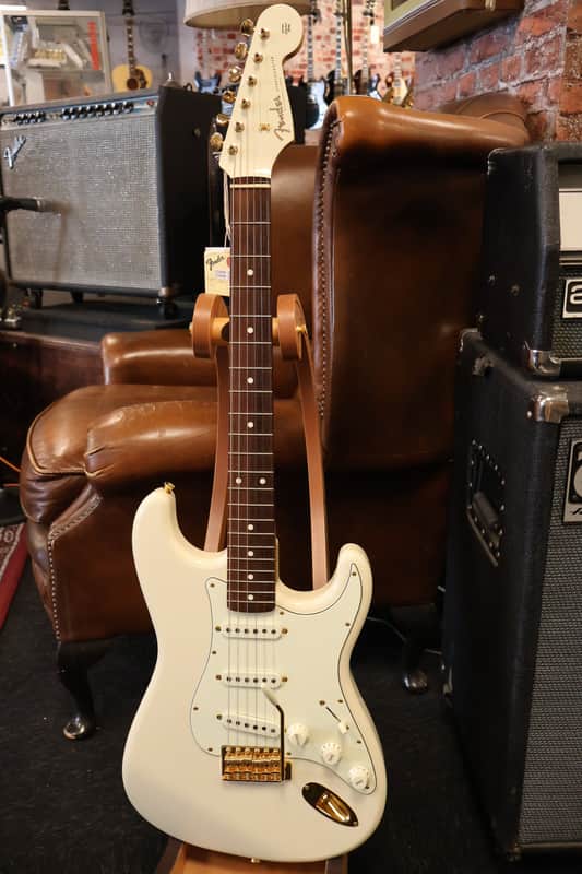 Fender Japan Limited Edition Daybreak Stratocaster Olympic White (Used)