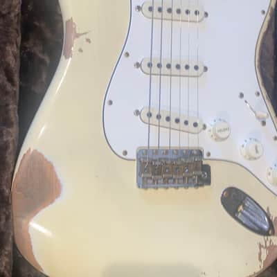 Fender Stratocaster custom shop 1967 reissue heavy relic vintage aged white image 4