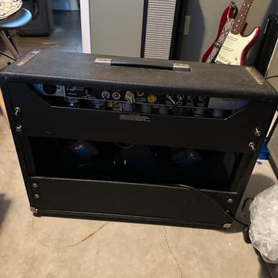 Fender Vibrolux Reverb amplifier, 1972, 70's Silverface amp image 4