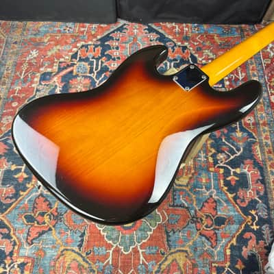 1962 Fender Jazz Bass Reissue Vintage Collection 3 Tone Sunburst Model JB62-70US - 2002-2004 image 4