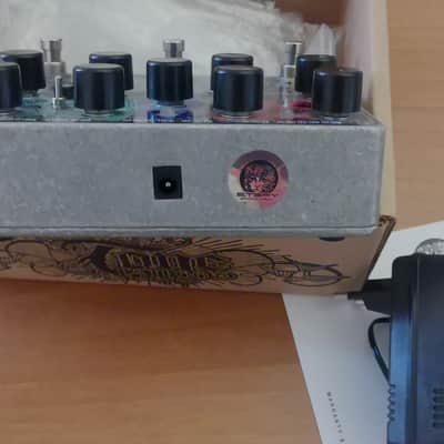 Electro Harmonix Tone Tattoo Multi-Effect analogico ( Memory Toy + Neo Clone + Metal Muff) image 4