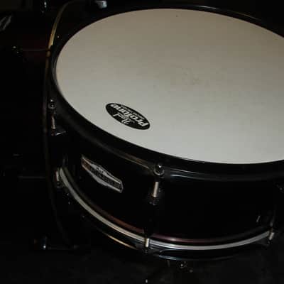 Pearl Forum Series 5-Piece Drum Set w/ Hardware & Cymbals, Dark Wine Red image 6