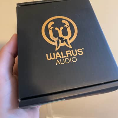 Walrus Audio Canvas Passive Re-Amp Unit 2023 - Present - Black w/ Rainbow Graphic image 3