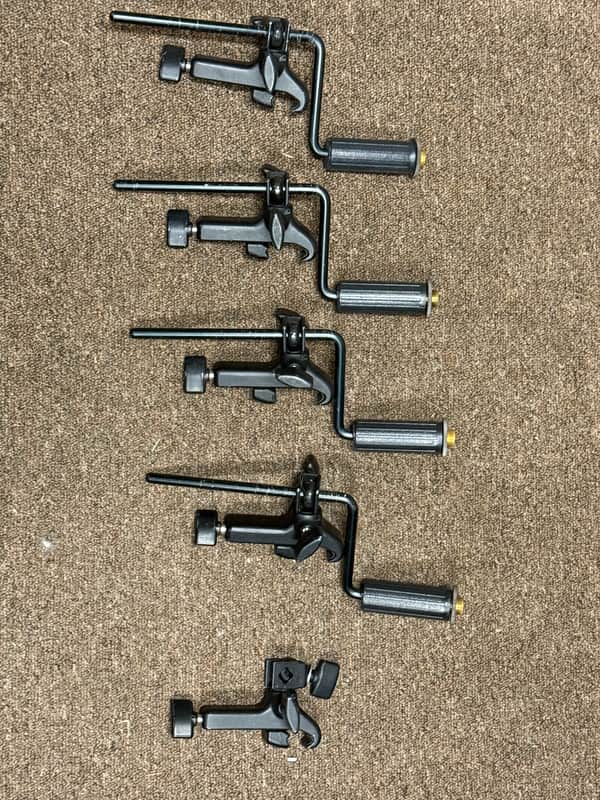 Latin Percussion LP592A-X LP Mic Claw (Set of 4, Plus Spare Claw) image 1