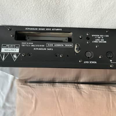 Akai S-612 sampler + MD 280 disk drive image 10