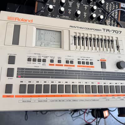 Roland TR-707 Rhythm Composer 1985 Vintage Drum //ARMENS// image 2