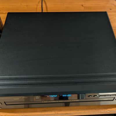 Denon DCM-370 5-Disc Carousel CD Changer — Audiophile HDCD Player with Original Matching Box & Manual image 3
