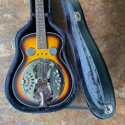 Square neck Resonator image 3