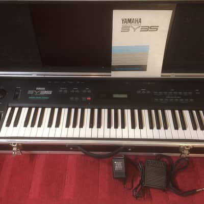 Yamaha SY35 Digital Vector Synthesizer image 1
