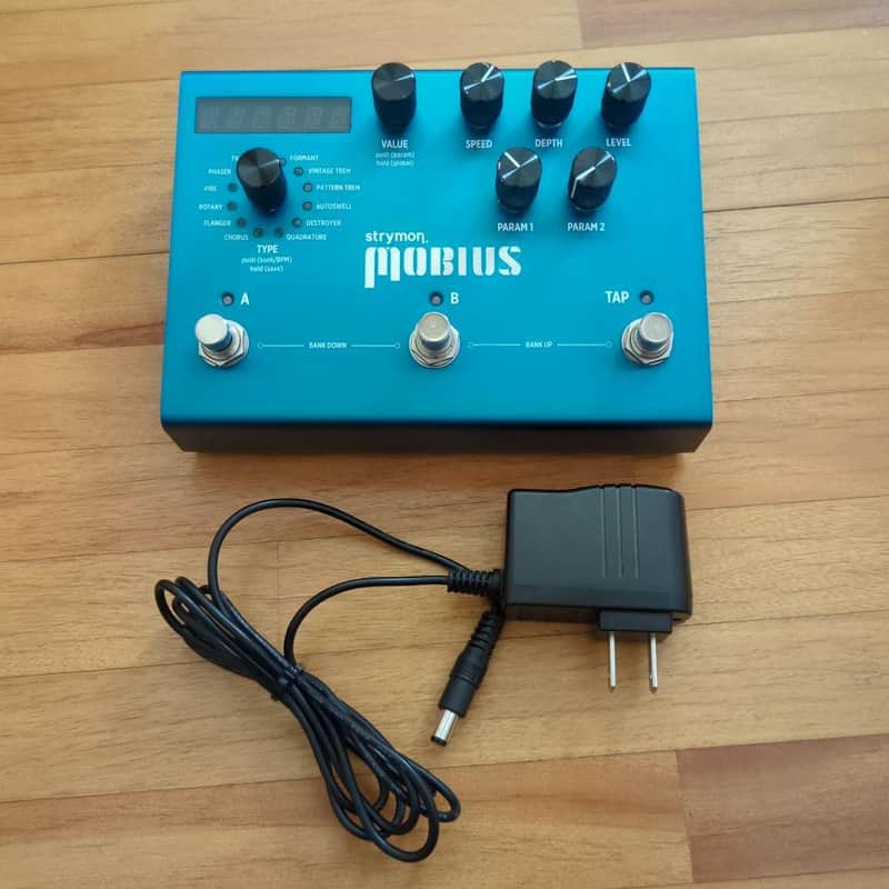 Strymon Mobius