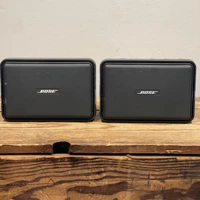 Bose Model 111 outdoor speaker image 1