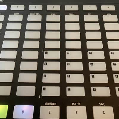 Native Instruments MASCHINE JAM Production & Sequencing Controller image 7