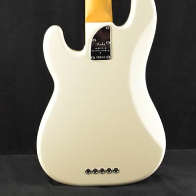 Fender American Professional II Precision Bass V Rosewood Fingerboard Olympic White image 7