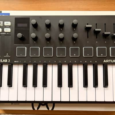 Arturia MiniLab MKIII 25-Key MIDI Controller 2022 - Present - Black