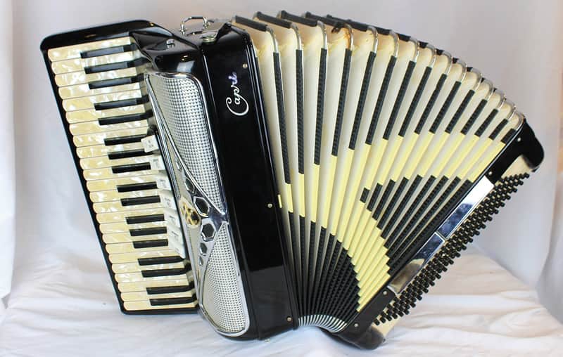 7736 - Black Capri Piano Accordion LM 41 120 image 1