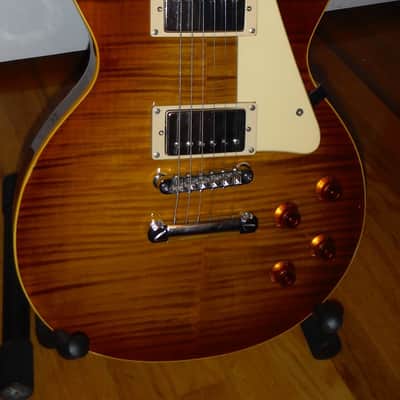Chibson Les Paul Clone image 2