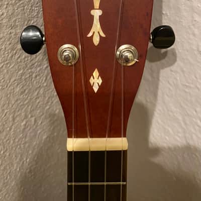 Gretsch G9121 Tenor Acoustic/Cutaway/Electric Ukulele 2016 - Mahogany Stain image 4