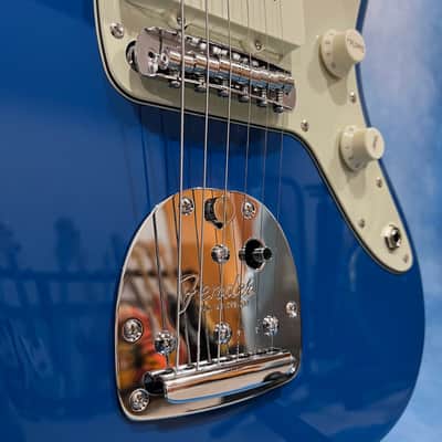 *NEW IN BOX* 2026 Fender Japan Hybrid II Jazzmaster Forest Blue, MIJ image 4