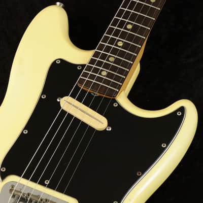 FENDER USA 1977 Musicmaster Olympic White [S806108] (04/08) image 2