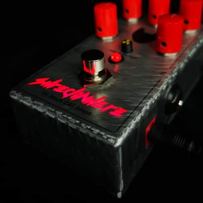 Shredinhere (LE) | Overdrive and FuZz in one high-tech guitar pedal. Modern tone made on germanium transistors! Red/bloody backlight of the name! image 2
