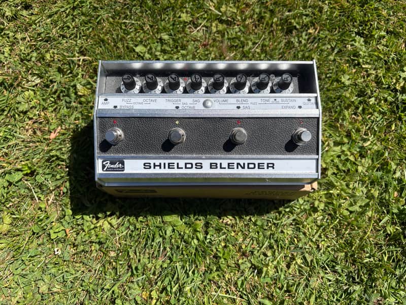 Fender Shields Blender 2023 - Present - Silver / Black image 1