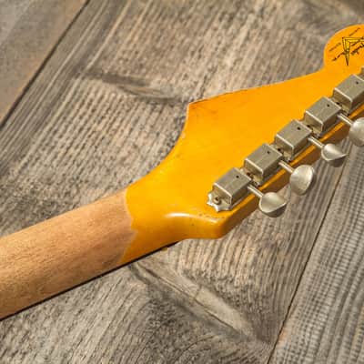 Fender Stratocaster 1959 Reissue (2023) Aged Chocolate 3-Color Sunburst -  Super Heavy Relic image 9