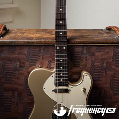 Veritas Custom Guitars Texas Miracle Custom in Shoreline Gold image 7