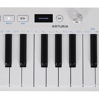 Arturia KEYSTEP MK2 32-Note Slimkey Keyboard Controller/Sequencer MIDI DIN/USB-C image 1