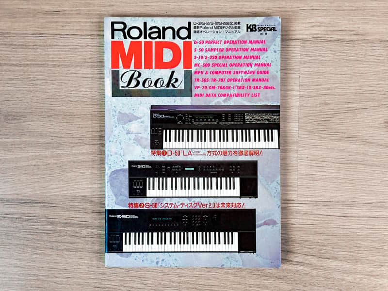 Roland The Midi Book // 80s // Very rare & thick JP only Book // Jupiter - Juno - SH - TR - TB - D-50 - etc. Bild 1