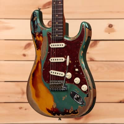 Fender Custom Shop Limited Roasted 1961 Stratocaster Super Heavy Relic - Aged Sherwood Green Metallic over 3 Color Sunburst-CZ563982 image 3