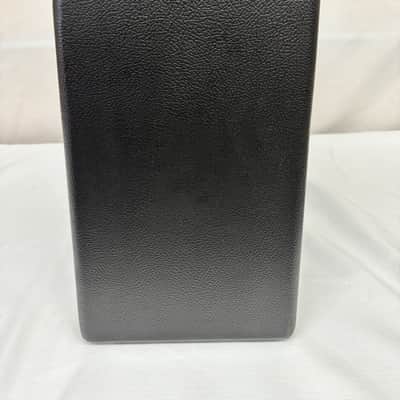 Fender '68 Custom Deluxe Reverb 2-Channel 22-Watt 1x12" Guitar Combo 2013 - Present - Black image 16