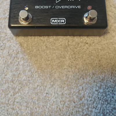 Guitar overdrive/distortion pedal: MXR MC402 CAE Boost / Overdrive 2006 - Present - Black image 2