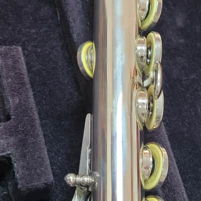 Yamaha YFL-22N (closed hole) Flute - 2026 - EXCELLENT/NEW PADS! image 9