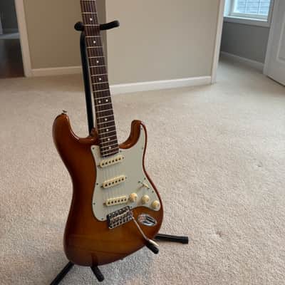 Fender American Performer Stratocaster with Rosewood Fretboard 2018 - Present - Honeyburst image 6