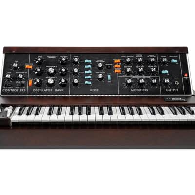 Moog Minimoog Model D 2022 Edition + Cover originale EXDEMO