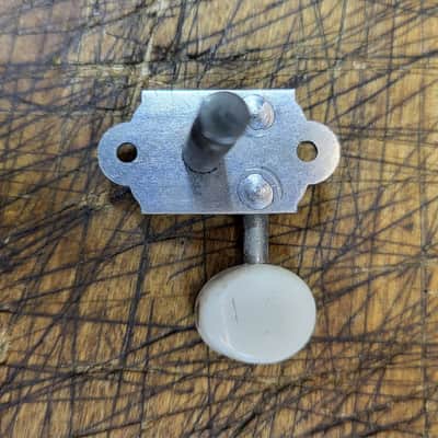 Vintage RARE 1965 Harmony Silvertone Waverly 3x3 Individual Guitar Tuners Rocket Jupiter Luthier Parts image 6