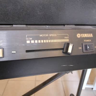 Yamaha YV3710 2010 Golden image 7