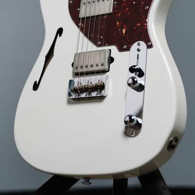 Suhr Alt T Pro - Olympic White w/ Premium G&G Hardcase image 5