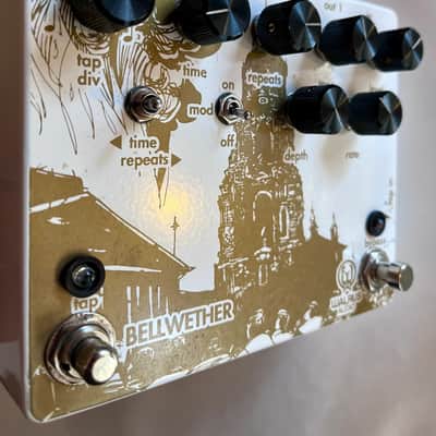 Walrus Audio Bellwether Analog Delay V1 Limited Edition - Rogue 2015 - Pearl / Gold image 4
