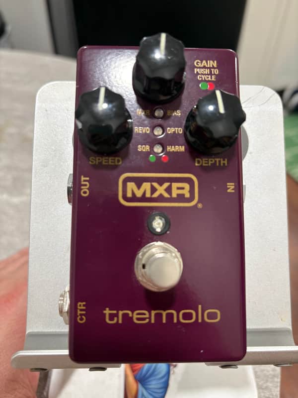 MXR M305 Tremolo