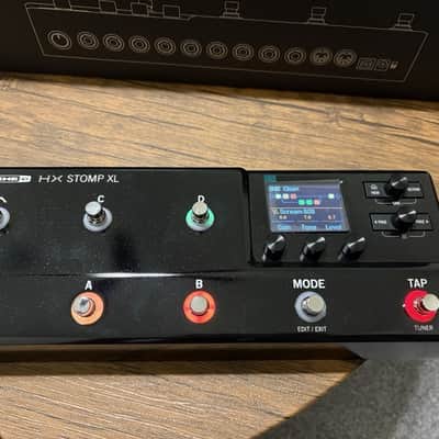 Line 6 HX Stomp XL Guitar Multi-Effects Processor with Power Supply & USB Cable image 6