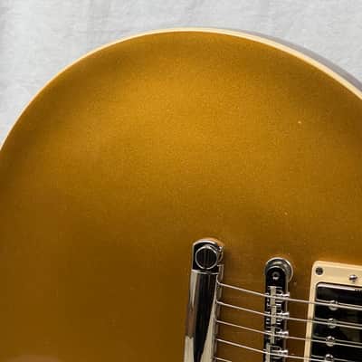 Gibson Les Paul Standard Guitar with Case 2021 - Gold Top goldtop image 6