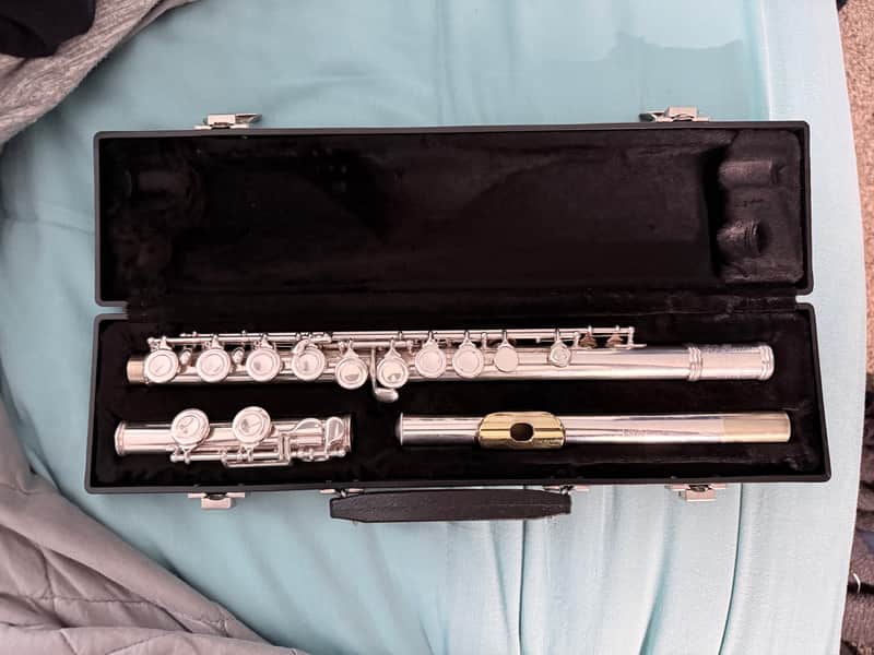 Gemeinhardt 52SP 50 Series C Flute with Gold mouth plate image 1