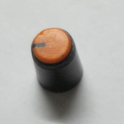 ONE lightly used genuine Boss DF-2 KNOB, fits split shaft shaft (stem) mid 1980s - early 1990s - TOP: orange with black marker // SIDEs: black // hard plastic (NO pedal / NO other items) image 4