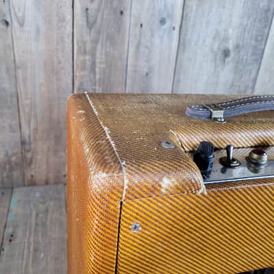 Fender Princeton 5F2-A Tweed 1960 All Original Except the Handle - Tweed image 12