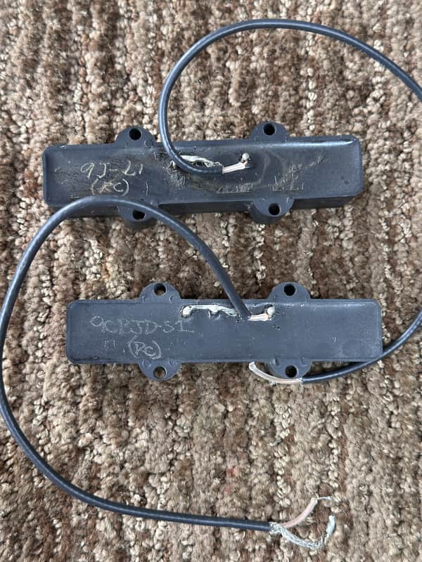 Bartolini Jazz bass pickups 9J-L1 & 9CBJD-S1 image 1