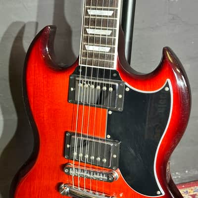 + New Video Gibson 2017 SG Standard Cherry Burst + Locking Tuners + Case image 8
