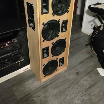 Custom Beautiful custom large scale hi-fi speakers - pair - with amp image 3