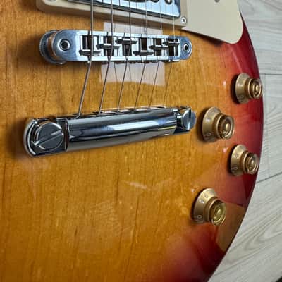 Gibson Les Paul Studio - Heritage Cherry Sunburst image 6