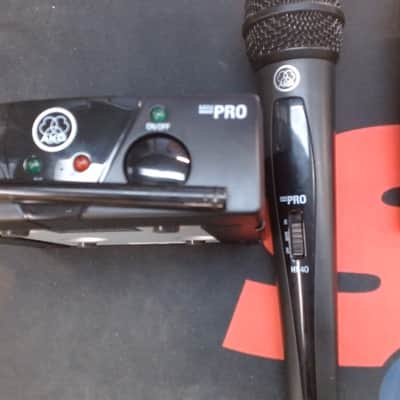 AKG WMS40 Mini Single Vocal Set Wireless Microphone System - Band C 2010s - Black image 2
